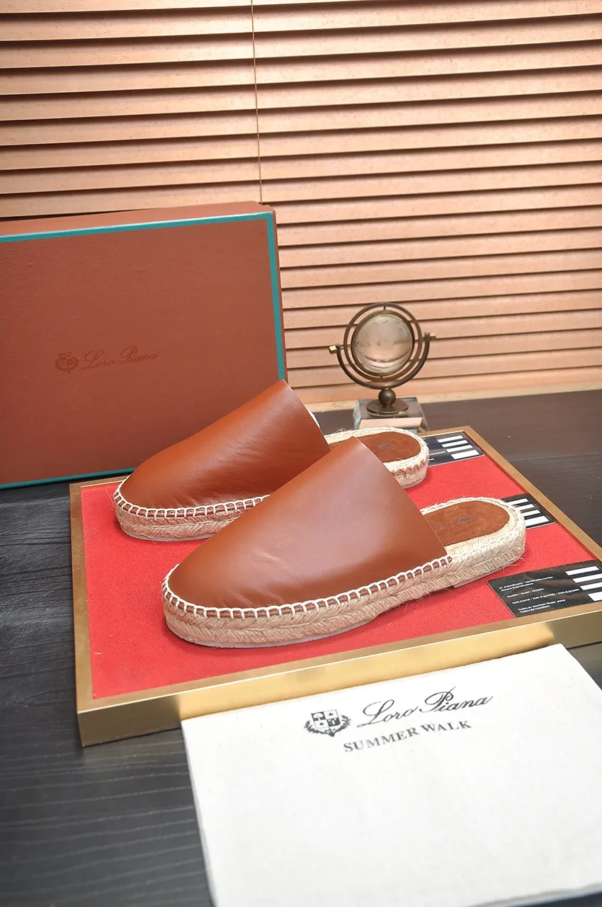 Men's men's shoes 💰540💶【𝐥𝐨𝐫𝐨 𝐏𝐢𝐚𝐧𝐚】lp classic loafers, an Italian treasure brand, the only brand that can match Hermès! Only after wearing it do we realize that we cannot let down our feet. The upper is imported cashmere, the lining of water-dyed cowhide ➕ the cowhide feet, the official original glass rubber outsole, and the pendant. Exclusive original packaging (tag ➕ brand paper ➕ outer box ➕ hand bag) code number: 38-45